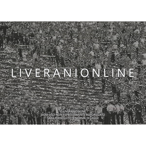 29-05-1985 STADIO HEYSEL FINALE DI COPPA DEI CAMPIONI JUVENTUS LIVERPOOL NELLA FOTO INCIDENTI PRIMA DELLA PARTITA CON LA MORTE DI 39 TIFOSI AG ALDO LIVERANI SAS
