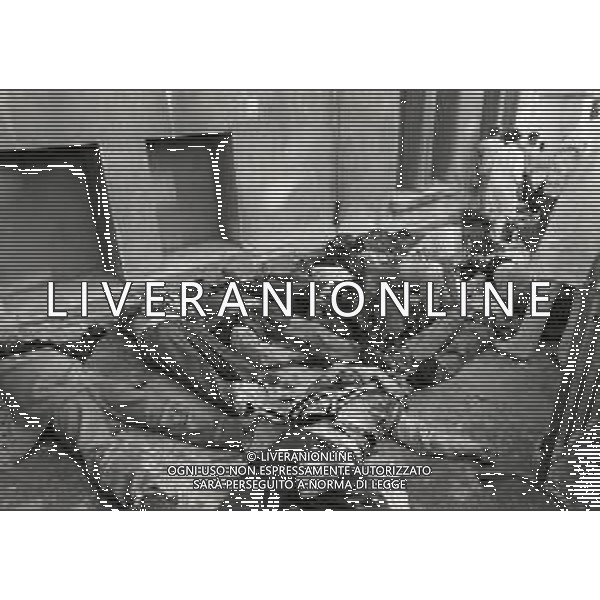 29-05-1985 STADIO HEYSEL FINALE DI COPPA DEI CAMPIONI JUVENTUS LIVERPOOL NELLA FOTO INCIDENTI PRIMA DELLA PARTITA CON LA MORTE DI 39 TIFOSI AG ALDO LIVERANI SAS