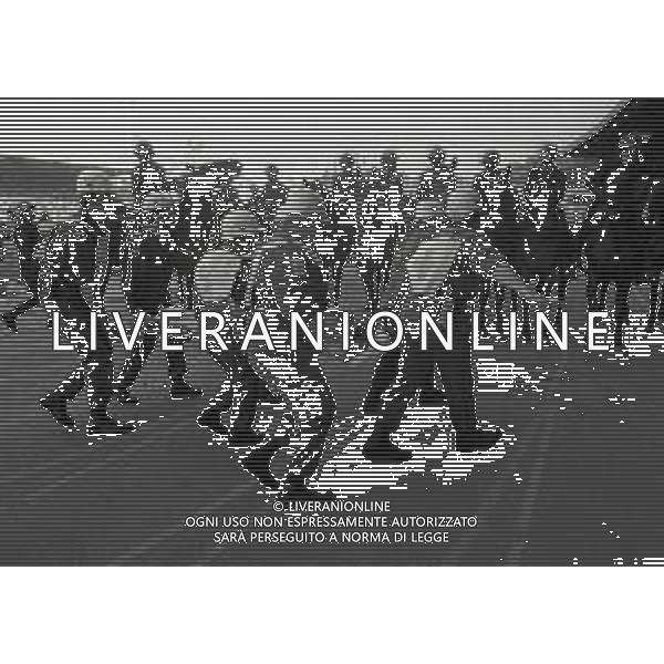 29-05-1985 STADIO HEYSEL FINALE DI COPPA DEI CAMPIONI JUVENTUS LIVERPOOL NELLA FOTO INCIDENTI PRIMA DELLA PARTITA CON LA MORTE DI 39 TIFOSI AG ALDO LIVERANI SAS