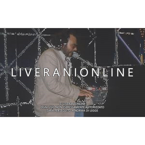 DIAP-RETROSPETTIVA ANTONELLO VENDITTI CANTANTE NELLA FOTO ANTONELLO VENDITTI A SAINT VINCENT ESTATE NELL\'ANNO 1983 AG ALDO LIVERANI SAS