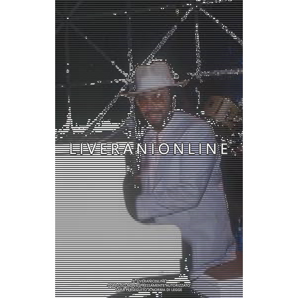 DIAP-RETROSPETTIVA ANTONELLO VENDITTI CANTANTE NELLA FOTO ANTONELLO VENDITTI A SAINT VINCENT ESTATE NELL\'ANNO 1983 AG ALDO LIVERANI SAS