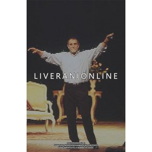 DIAP-RETROSPETTIVA VITTORIO GASSMAN ATTORE NELLA FOTO VITTORIO GASSMAN IN TEATRO AG THEMA-AG ALDO LIVERANI SAS