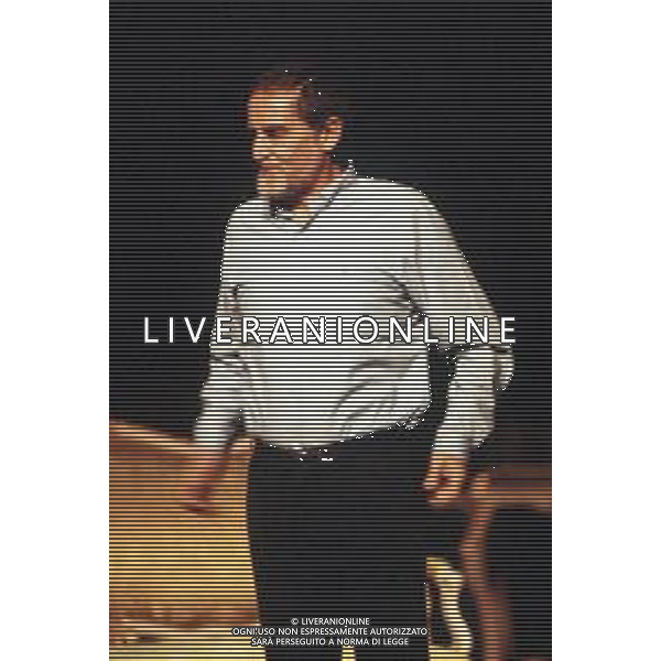 DIAP-RETROSPETTIVA VITTORIO GASSMAN ATTORE NELLA FOTO VITTORIO GASSMAN IN TEATRO AG THEMA-AG ALDO LIVERANI SAS