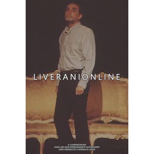 DIAP-RETROSPETTIVA VITTORIO GASSMAN ATTORE NELLA FOTO VITTORIO GASSMAN IN TEATRO AG THEMA-AG ALDO LIVERANI SAS