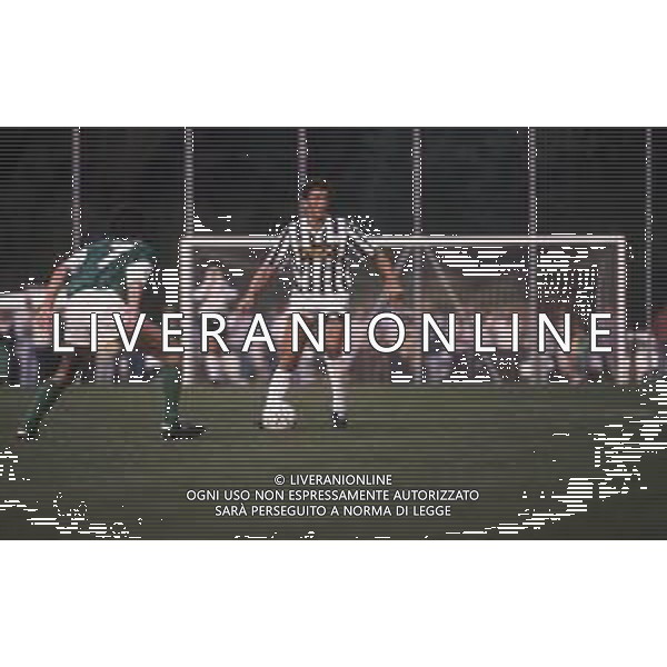 DIAP-RETROSPETTIVA ZANNONI DAVIDE CALCIATORE NELLA FOTO DAVIDE ZANNONI CON LA MAGLIA DELL\'UDINESE CALCIO AG ALDO LIVERANI SAS