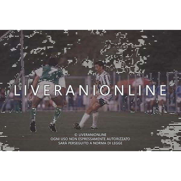 DIAP-RETROSPETTIVA ZANNONI DAVIDE CALCIATORE NELLA FOTO DAVIDE ZANNONI CON LA MAGLIA DELL\'UDINESE CALCIO AG ALDO LIVERANI SAS
