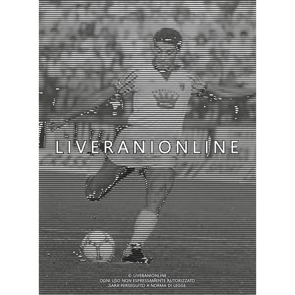 ST-RETROSPETTIVA ZANNONI DAVIDE CALCIATORE NELLA FOTO DAVIDE ZANNONI CON LA MAGLIA DEL PARMA CALCIO AG ALDO LIVERANI SAS