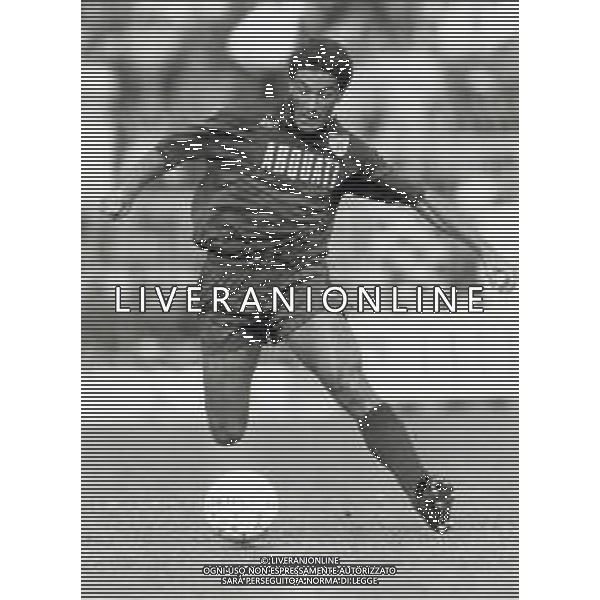 ST-RETROSPETTIVA ZANNONI DAVIDE CALCIATORE NELLA FOTO DAVIDE ZANNONI CON LA MAGLIA DELLA REGGIANA CALCIO AG ALDO LIVERANI SAS