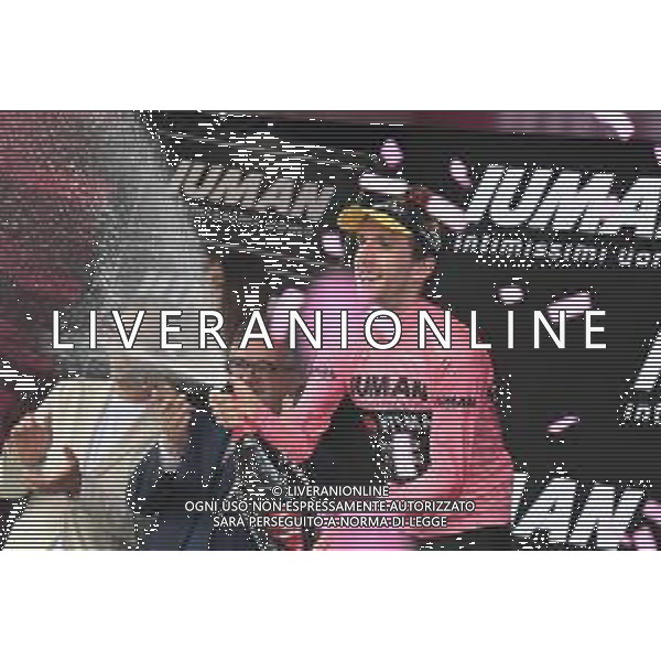 31-05-2025 Giro D\'italia; Tappa 20 Verres - Sestriere; 2025, Visma - Lease A Bike; Yates, Simon; Sestriere; ©SIROTTI - AGENZIA ALDO LIVERANI SAS