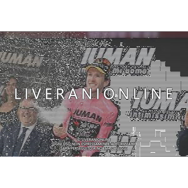 31-05-2025 Giro D\'italia; Tappa 20 Verres - Sestriere; 2025, Visma - Lease A Bike; Yates, Simon; Sestriere; ©SIROTTI - AGENZIA ALDO LIVERANI SAS