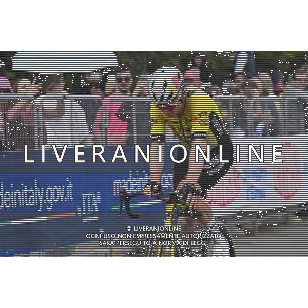 31-05-2025 Giro D\'italia; Tappa 20 Verres - Sestriere; 2025, Visma - Lease A Bike; Van Aert, Wout; Sestriere; ©SIROTTI - AGENZIA ALDO LIVERANI SAS