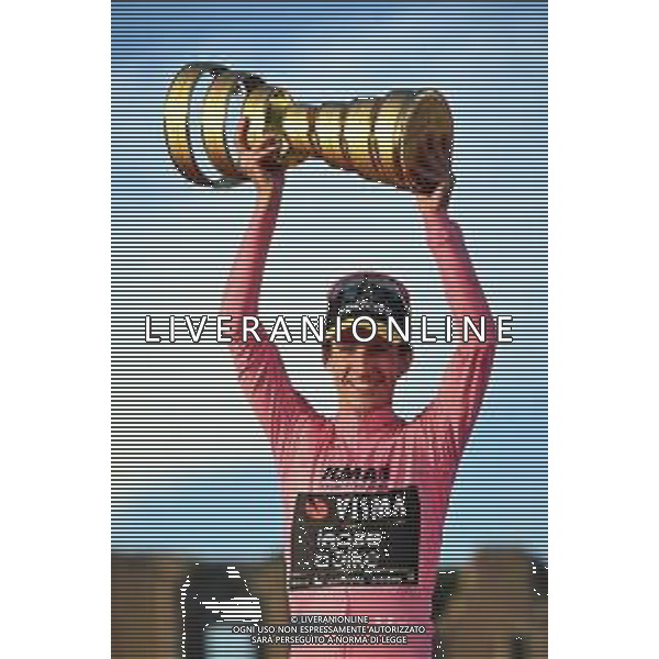 01-06-2025 Giro D\'italia; Tappa 21 Roma - Roma; 2025, Visma - Lease A Bike; Yates, Simon; Roma; ©SIROTTI - AGENZIA ALDO LIVERANI SAS