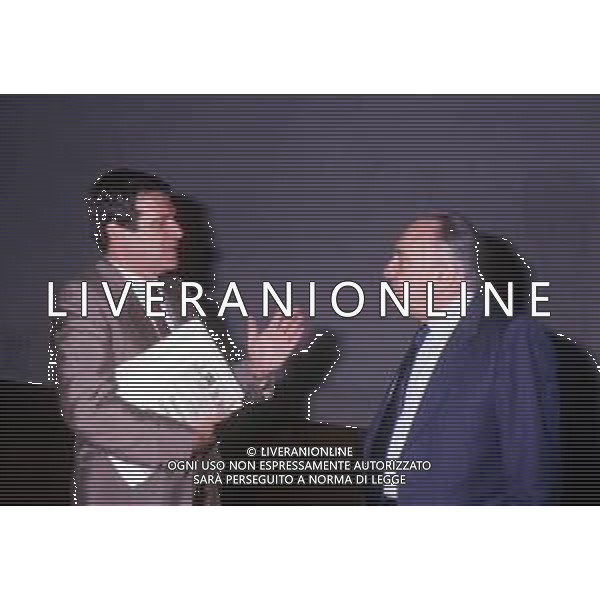 DIAP-RETROSPETTIVA GIORGIO BENVENUTO POLITICO NELLA FOTO GIORGIO BENVENUTO A MILANO CONVEGNO AIDS IL GIORNO 18-06-1999 CON ADOLFO BERIA DI ARGENTINE AG ALDO LIVERANI SAS