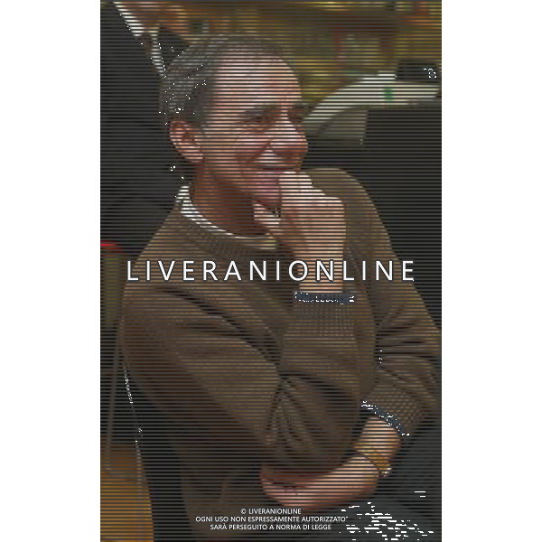 MILANO 8/2/2006 LIBRERIA FELTRINELLI C.SO BUENOS AIRES, 33 PRESENTAZIONE DEL LIBRO DI DARIO FRANCESCHINI: -NELLE VENE QUELLE ACQUE D\' ARGENTO- NELLA FOTO ROBERTO VECCHIONI FOTO ROMANO/AG ALDO LIVERANI
