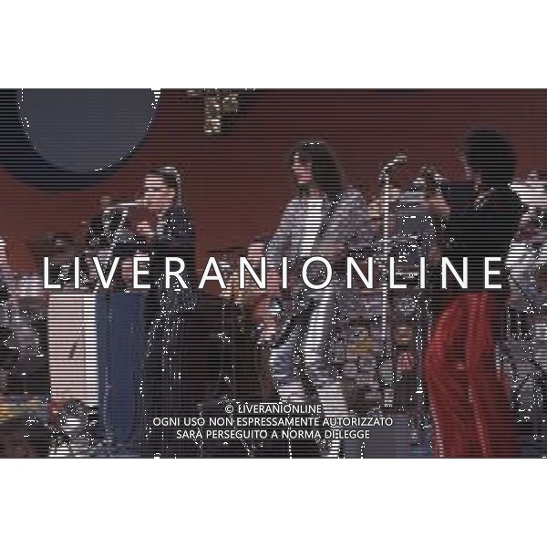 DIAP-RETROSPETTINA COMPLESSO MUSICALE MATIA BAZAR NELLA FOTO IL COMPLESSO MUSICALE DEI MATIA BAZAR A SANREMO NELL\'ANNO 1977 AG ALDO LIVERANI SAS