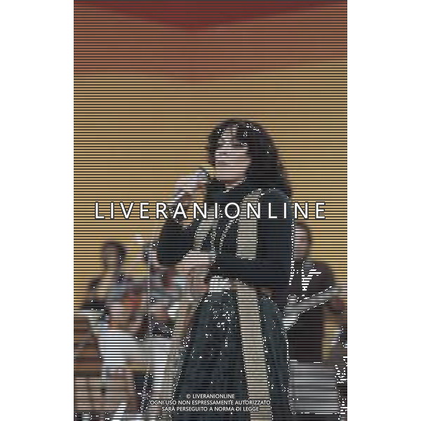 DIAP-RETROSPETTIVA DORA MORONI CANTANTE E PRESENTATRICE TELEVISIVA NELLA FOTO DORA MORONI AL FESTIVAL DI SANREMO NELL\'ANNO 1978 AG ALDO LIVERANI SAS