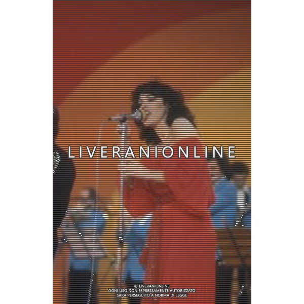 DIAP-RETROSPETTIVA DORA MORONI CANTANTE E PRESENTATRICE TELEVISIVA NELLA FOTO DORA MORONI AL FESTIVAL DI SANREMO NELL\'ANNO 1978 AG ALDO LIVERANI SAS