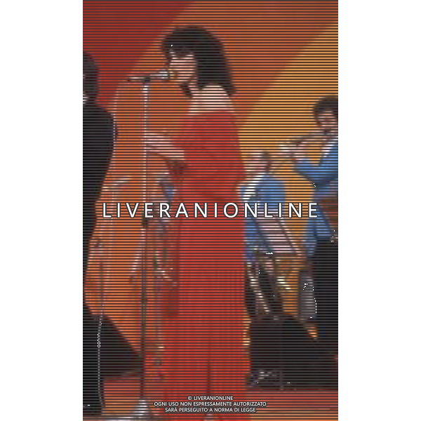 DIAP-RETROSPETTIVA DORA MORONI CANTANTE E PRESENTATRICE TELEVISIVA NELLA FOTO DORA MORONI AL FESTIVAL DI SANREMO NELL\'ANNO 1978 AG ALDO LIVERANI SAS