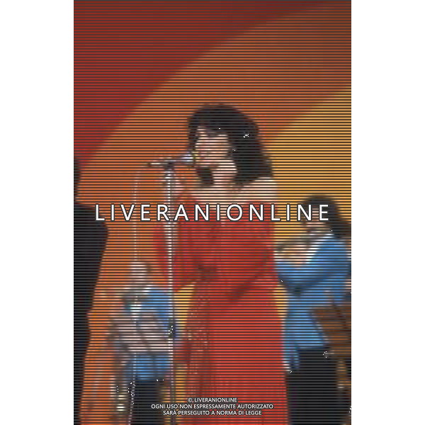 DIAP-RETROSPETTIVA DORA MORONI CANTANTE E PRESENTATRICE TELEVISIVA NELLA FOTO DORA MORONI AL FESTIVAL DI SANREMO NELL\'ANNO 1978 AG ALDO LIVERANI SAS