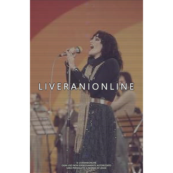 DIAP-RETROSPETTIVA DORA MORONI CANTANTE E PRESENTATRICE TELEVISIVA NELLA FOTO DORA MORONI AL FESTIVAL DI SANREMO NELL\'ANNO 1978 AG ALDO LIVERANI SAS