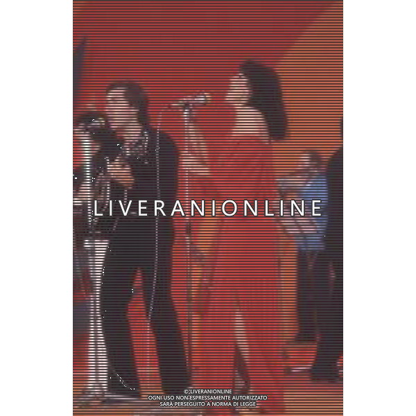 DIAP-RETROSPETTIVA DORA MORONI CANTANTE E PRESENTATRICE TELEVISIVA NELLA FOTO DORA MORONI AL FESTIVAL DI SANREMO NELL\'ANNO 1978 AG ALDO LIVERANI SAS