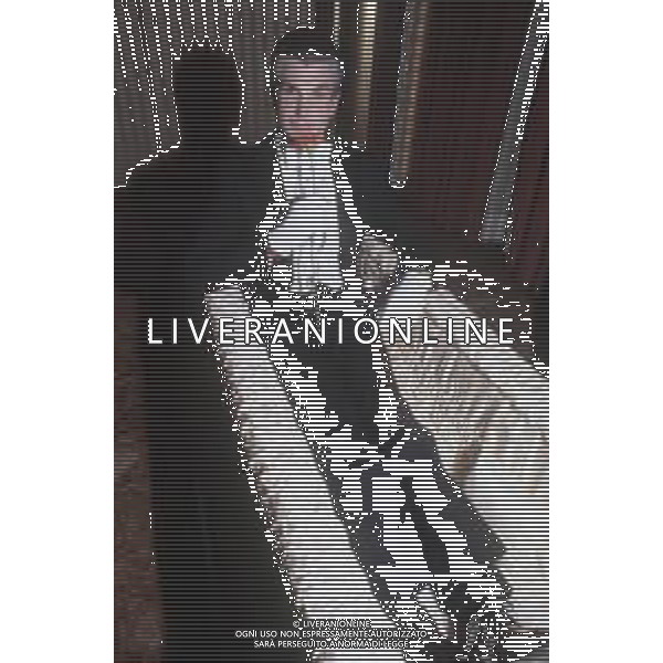 DIAP-RETROSPEETIVA GEORGE HAMILTON ATTORE NELLA FOTO GEORGE HAMILTON A CANNES NELL\'ANNO 1979 AG ALDO LIVERANI SAS