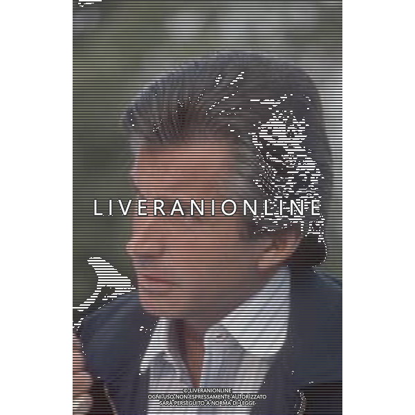 DIAP-RETROSPEETIVA GEORGE HAMILTON ATTORE NELLA FOTO GEORGE HAMILTON A CANNES NELL\'ANNO 1979 AG ALDO LIVERANI SAS