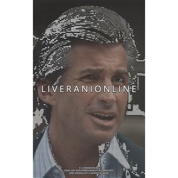 DIAP-RETROSPEETIVA GEORGE HAMILTON ATTORE NELLA FOTO GEORGE HAMILTON A CANNES NELL\'ANNO 1979 AG ALDO LIVERANI SAS