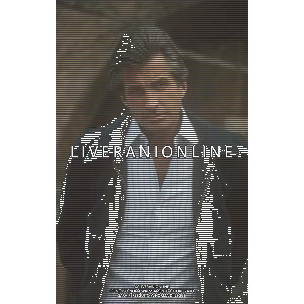 DIAP-RETROSPEETIVA GEORGE HAMILTON ATTORE NELLA FOTO GEORGE HAMILTON A CANNES NELL\'ANNO 1979 AG ALDO LIVERANI SAS
