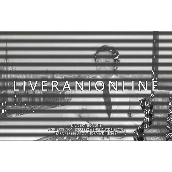 NEG-RETROSPETTIVA ZUBIN MEHTA DIRETTORE D\'ORCHESTRA NELLA FOTO ZUBIN MEHTA A MILANO IN TERRAZZA MARTINI NELL\'ANNO 1979 AG ALDO LIVERANI SAS