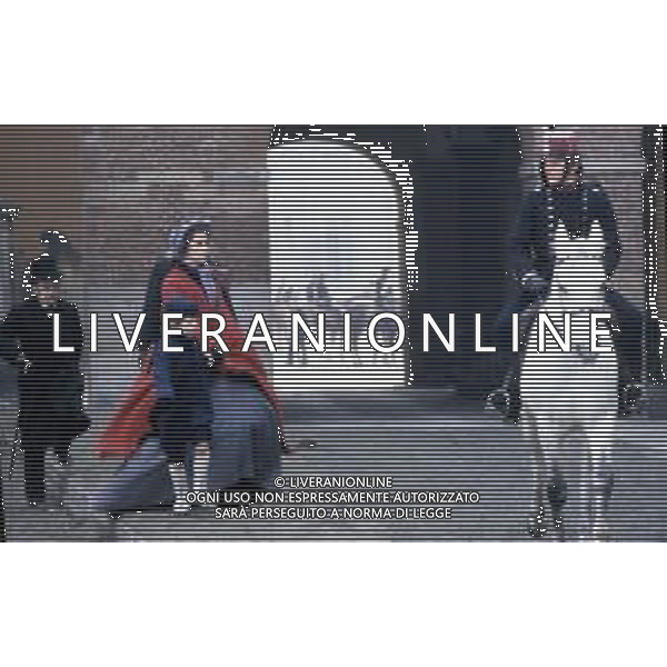 DIAP-RETROSPETTIVA LAURA ANTONELLI ATTRICE NELLA FOTO LAURA ANTONELLI SULBSET DEL FILM “PASSIONE D\'AMORE“ NELL\'ANNO 1981 AG GIOVANNI LIVERANI-AG ALDO LIVERANI SAS
