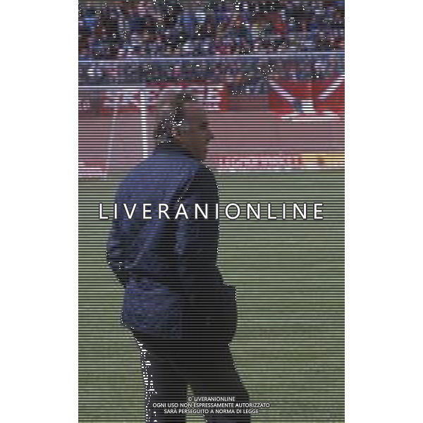 DIAP-RETROSPETTIVA UGO TOMEAZZI ALLENATORE MANTOVA CALCIO NELLA FOTO UGO TOMEAZZI ALLENATORE MANTOVA CALCIO NELL\'ANNO 1992-1994 AG ALDO LIVERANI SAS