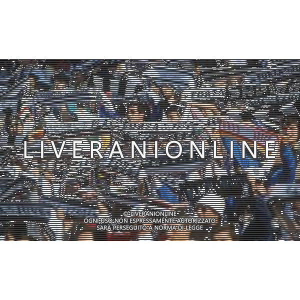 DIAP -29-05-1985 STADIO HEYSEL TIFOSI DELLA JUVENTUS PRIMA DELL\'INCONTRO DI COPPA CAMPIONI JUVENTUS-LIVERPOOL AG ALDO LIVERANI SAS