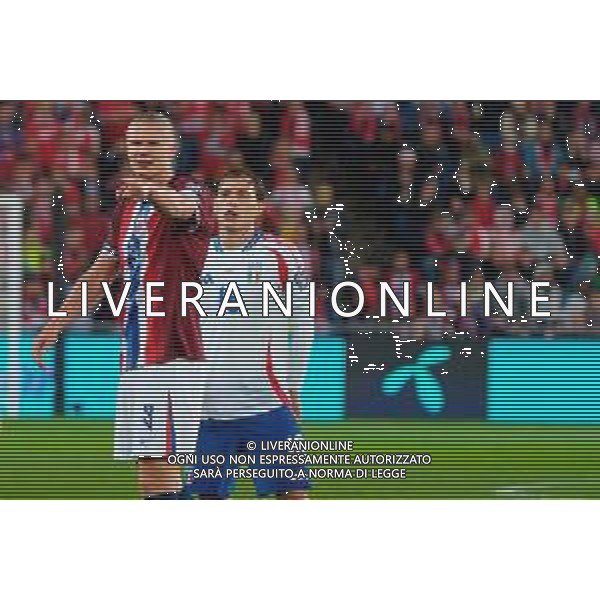 TVEM June 06, 2025 Oslo, Norway - Norway vs Italy - FIFA World Cup 2026 European Qualifier - Ullevaal Stadion. In the pic: Erling Haaland of Norway in action against Nicolò Barella of Italy foto emmanuele mastrodonato-ag aldo liverani sas