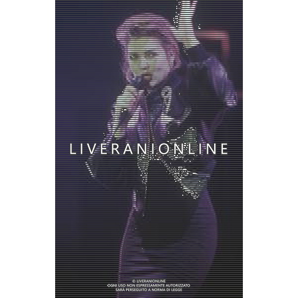 DIAP-RETROSPETTIVA KIM WILDE CANTANTE NELLA FOTO KIM WILDE IAL FESTIVAL DI SANREMO NELL\'ANNO 1989 AG ALDO LIVERANI SAS