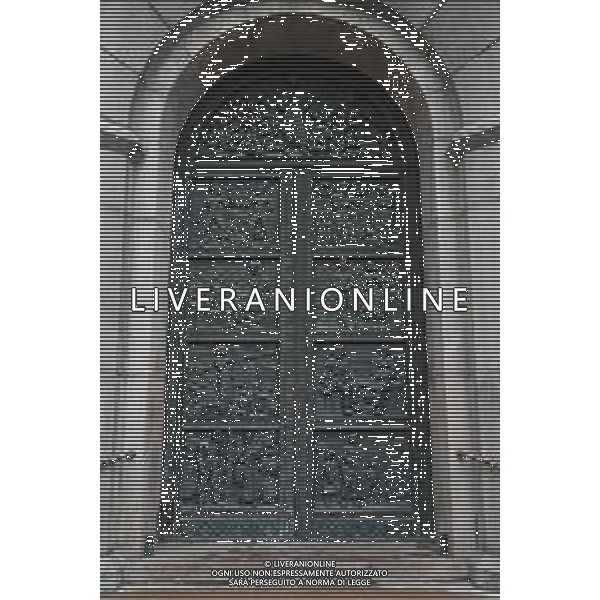 TVRG Panoramiche Oslo nella foto il portone della Cattedrale di Oslo Oslo 06-06-2025 Panoramiche e luoghi simbolo della città di Oslo foto Roberto Garavaglia/Agenzia Aldo Liverani sas