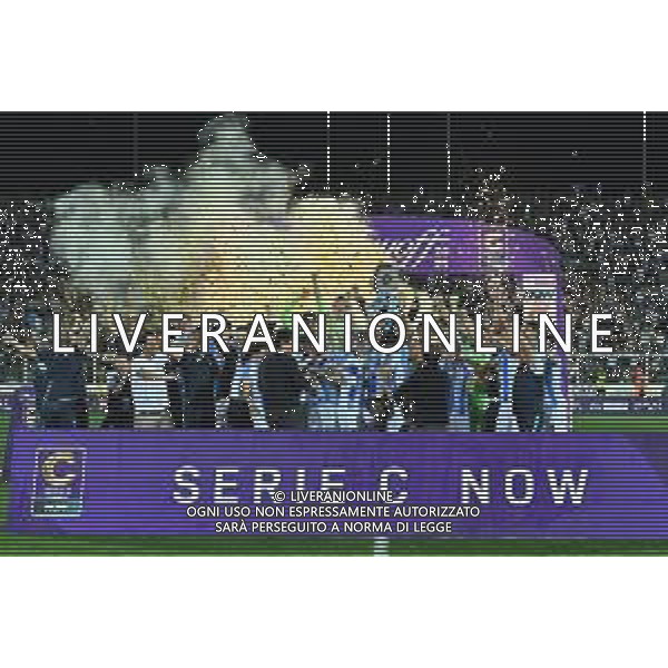 Pescara vs Ternana Serie C Now - Finale di ritorno Stadio Adriatico - Pescara 07-06-2025 nella foto Il Pescara alza il trofeo per la promozione in serie B ©Federico Gaetano - AGENZIA ALDO LIVERANI SAS