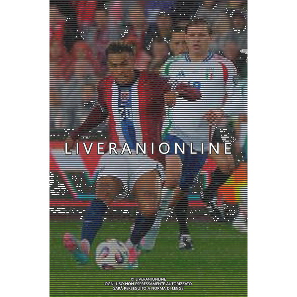 TVEM June 06, 2025 Oslo, Norway - Norway vs Italy - FIFA World Cup 2026 European Qualifier - Ullevaal Stadion. In the pic:Antonio Nusa of Norway and Nicolò Barella of Italy foto emmanuele mastrodonato-ag aldo liverani sas