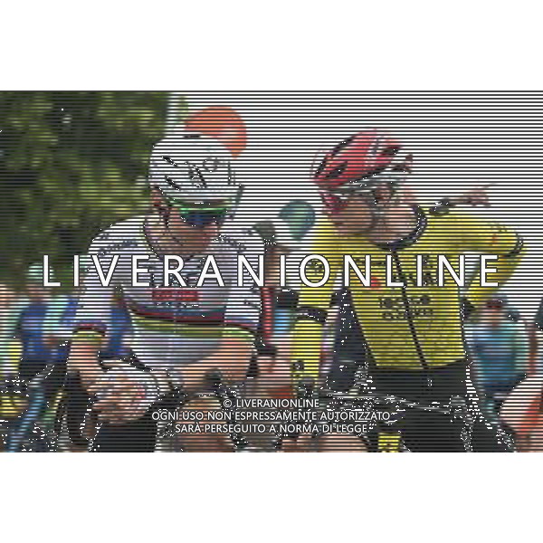 08-06-2025 Criterium Du Dauphine Libere; Tappa 01 Domerat - Montlucon; 2025, Uae Team Emirates - Xrg; 2025, Visma - Lease A Bike; Pogacar, Tadej; Vingegaard, Jonas; Domerat; ©SIROTTI - AGENZIA ALDO LIVERANI SAS
