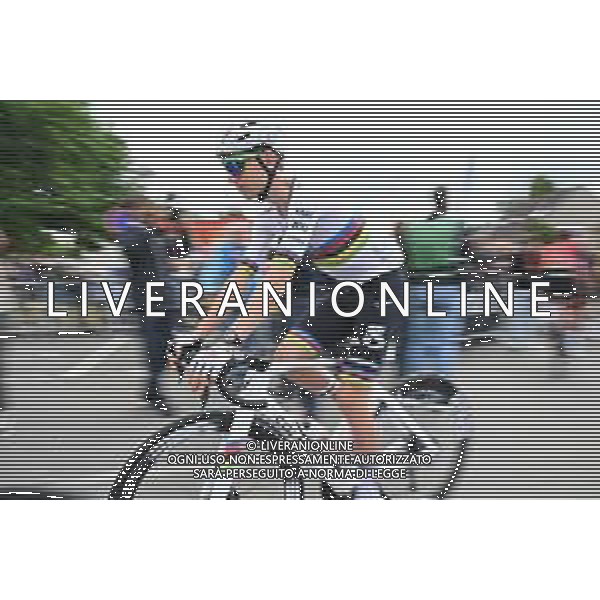 08-06-2025 Criterium Du Dauphine Libere; Tappa 01 Domerat - Montlucon; 2025, Uae Team Emirates - Xrg; Pogacar, Tadej; Domerat; ©SIROTTI - AGENZIA ALDO LIVERANI SAS