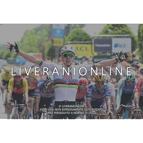 08-06-2025 Criterium Du Dauphine Libere; Tappa 01 Domerat - Montlucon; 2025, Uae Team Emirates - Xrg; Pogacar, Tadej; Montlucon; ©SIROTTI - AGENZIA ALDO LIVERANI SAS