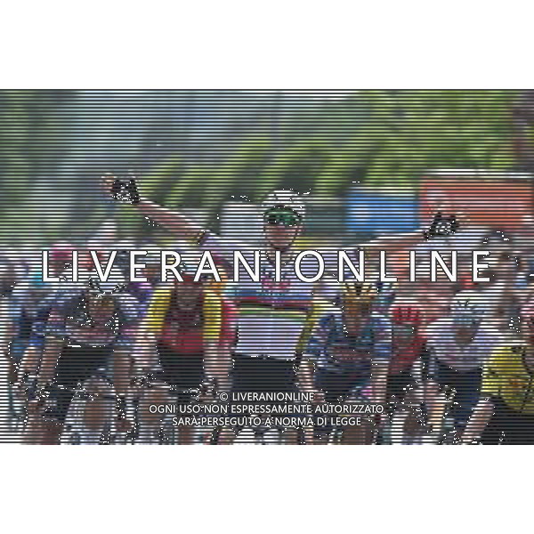 08-06-2025 Criterium Du Dauphine Libere; Tappa 01 Domerat - Montlucon; 2025, Uae Team Emirates - Xrg; Pogacar, Tadej; Montlucon; ©SIROTTI - AGENZIA ALDO LIVERANI SAS