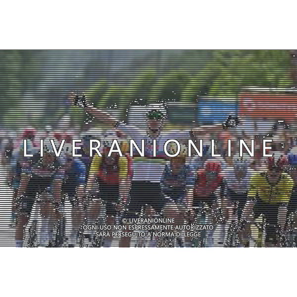 08-06-2025 Criterium Du Dauphine Libere; Tappa 01 Domerat - Montlucon; 2025, Uae Team Emirates - Xrg; 2025, Visma - Lease A Bike; Pogacar, Tadej; Vingegaard, Jonas; Montlucon; ©SIROTTI - AGENZIA ALDO LIVERANI SAS