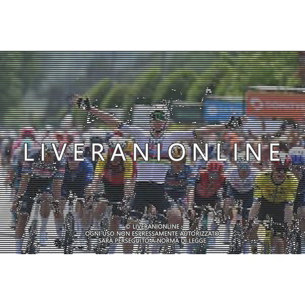 08-06-2025 Criterium Du Dauphine Libere; Tappa 01 Domerat - Montlucon; 2025, Uae Team Emirates - Xrg; Pogacar, Tadej; Montlucon; ©SIROTTI - AGENZIA ALDO LIVERANI SAS