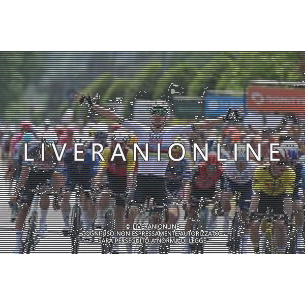 08-06-2025 Criterium Du Dauphine Libere; Tappa 01 Domerat - Montlucon; 2025, Uae Team Emirates - Xrg; 2025, Visma - Lease A Bike; Pogacar, Tadej; Vingegaard, Jonas; Montlucon; ©SIROTTI - AGENZIA ALDO LIVERANI SAS