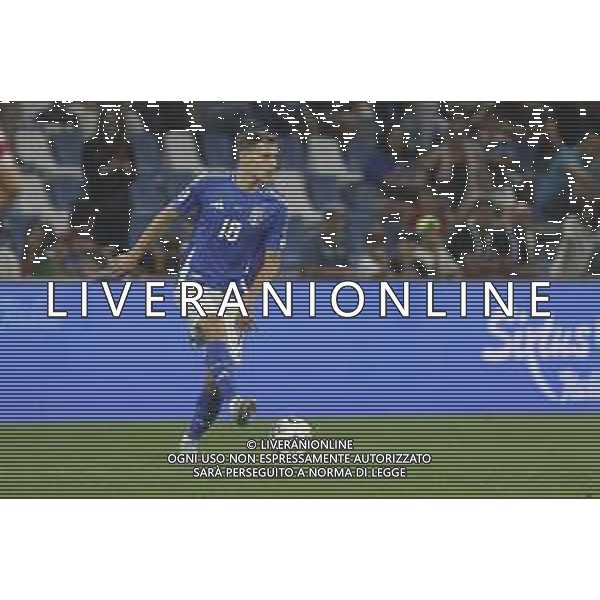 Nicolo’ Barella of Italy play the ball during Italy vs Moldova, European Qualifier, 2nd group match, game at Mapei Stadium - Città del Tricolore in Reggio nell\'Emilia (RE), Italy, on June 09, 2025. (Photo by Davide Casentini)- AGENZIA ALDO LIVERANI SAS
