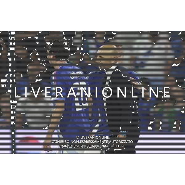 Luciano Spalletti Head Coach of Italy hugs Andrea Cambiasso of Italy during Italy vs Moldova, European Qualifier, 2nd group match, game at Mapei Stadium - Città del Tricolore in Reggio nell\'Emilia (RE), Italy, on June 09, 2025. (Photo by Davide Casentini)- AGENZIA ALDO LIVERANI SAS
