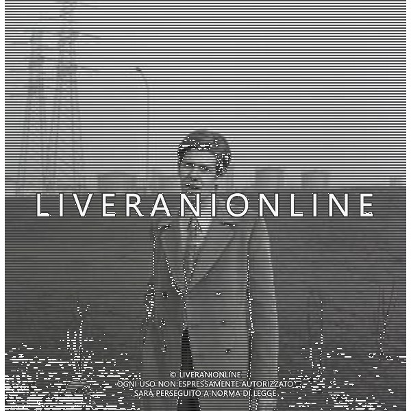 NEG-RETROSPETTIVA CLAUDIO LIPPI PRESENTATORE TELEVISIVO NELLA FOTO CLAUDIO LIPPI A MILANO NELL\'ANNO 1966 AG ALDO LIVERANI SAS 