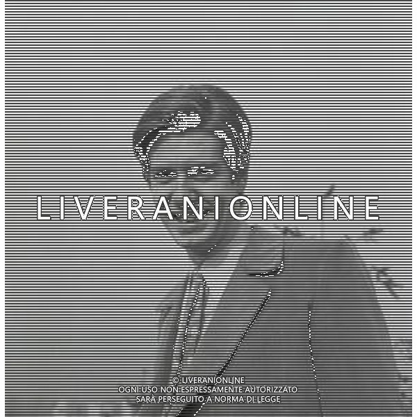 NEG-RETROSPETTIVA CLAUDIO LIPPI PRESENTATORE TELEVISIVO NELLA FOTO CLAUDIO LIPPI A MILANO NELL\'ANNO 1966 AG ALDO LIVERANI SAS 
