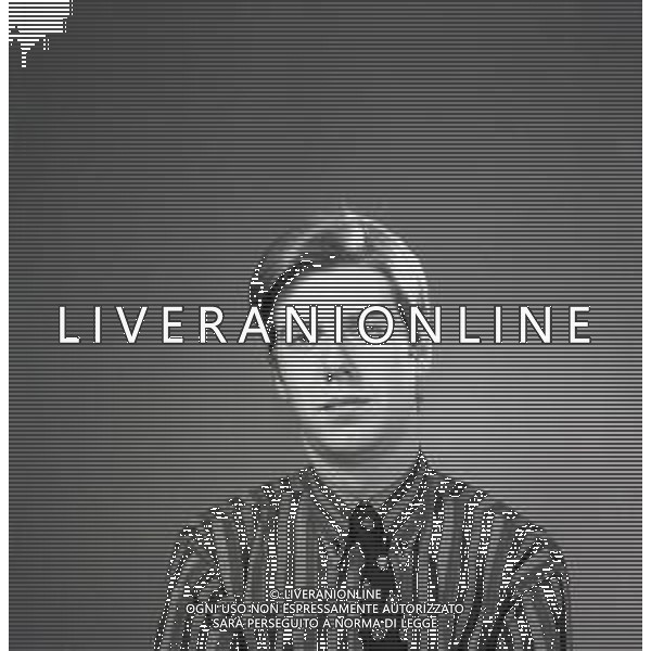 NEG-RETROSPETTIVA CLAUDIO LIPPI PRESENTATORE TELEVISIVO NELLA FOTO CLAUDIO LIPPI A MILANO NELL\'ANNO 1966 AG ALDO LIVERANI SAS 